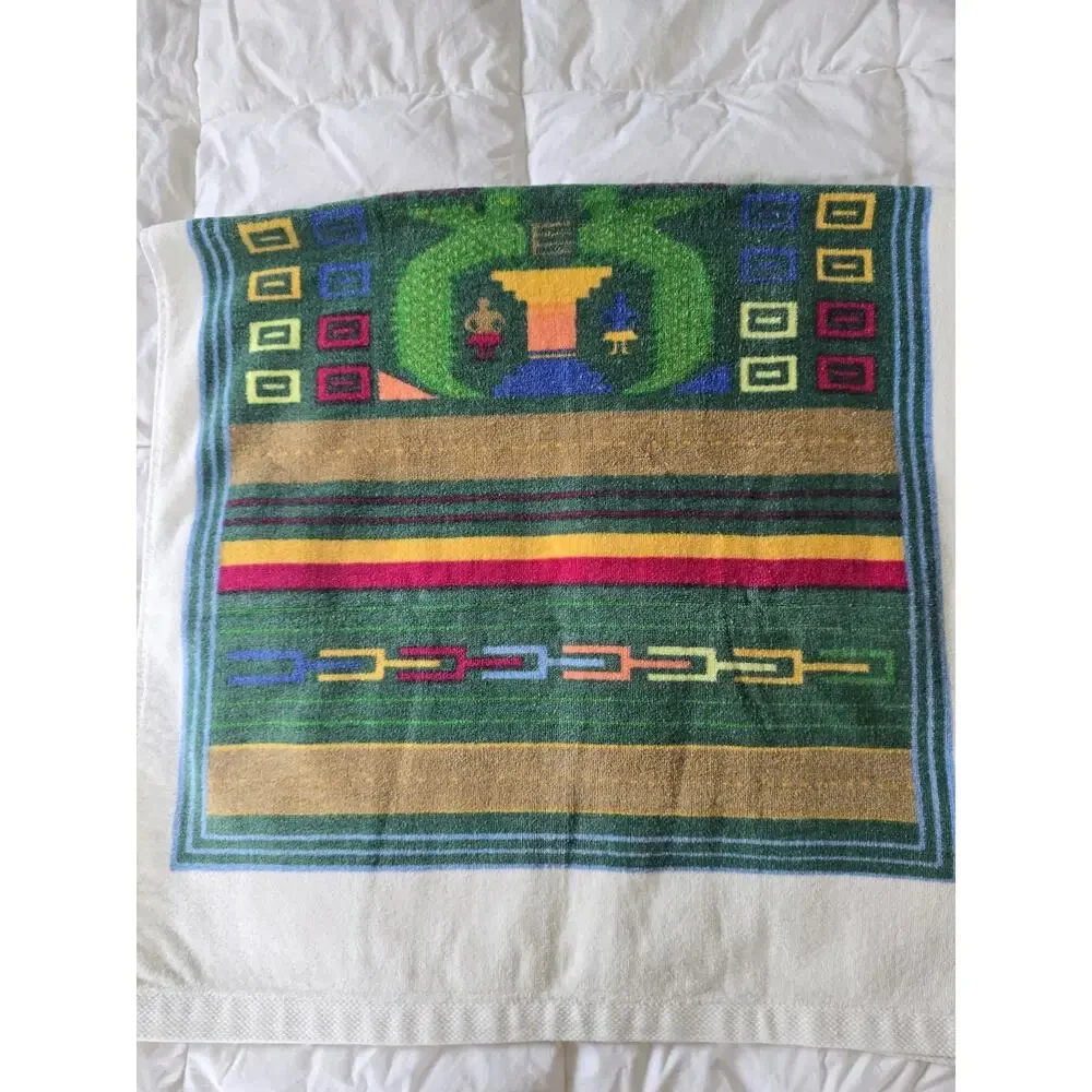 Hilasal Towel Set Aztec Southwest Bloomingdales VTG folk art tribal Navajo dorm